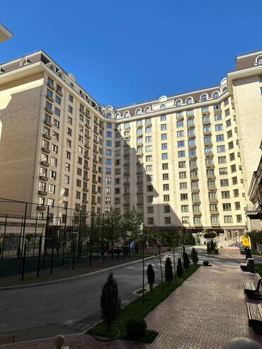 горить: 2 комнаты, 72 м², Элитка, 10 этаж, Евроремонт