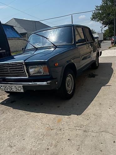 99 maşını: VAZ (LADA) 2107: 1.6 l | 1999 il 99999 km Kabriolet — 2