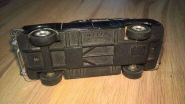 Figurice i makete: Burago Mercedes 190 e 1 prema 25Wely Taxy — 7