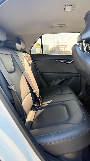 Kia: Kia Niro: 2022 г., 1.6 л, Автомат, Гибрид, Хэтчбэк — 15