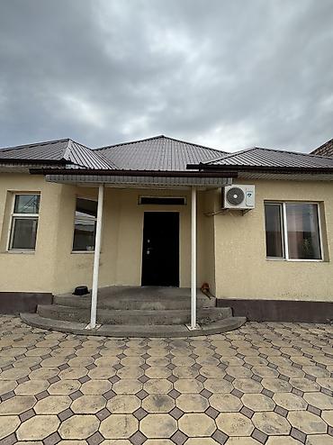 Продажа коттеджей и домов: 🏡 Продаётся уютный дом в Ак-Ордо 2 (угловой участок) Продаётся жилой — 1
