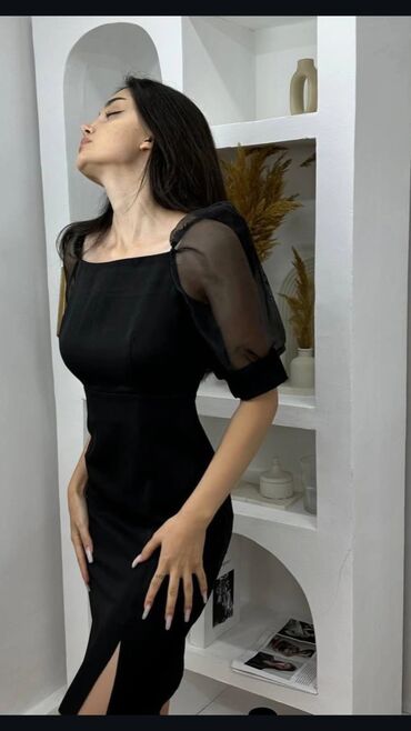 короткие вечерние платья с длинным рукавом: Кече көйнөгү, Кыска модель, Жеңдери жок, Далысы ачык, S (EU 36)