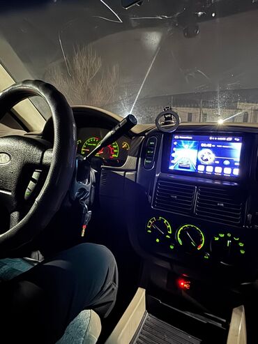 Ford: Ford Explorer: 2002 г., 4 л, Автомат, Газ, Внедорожник — 15