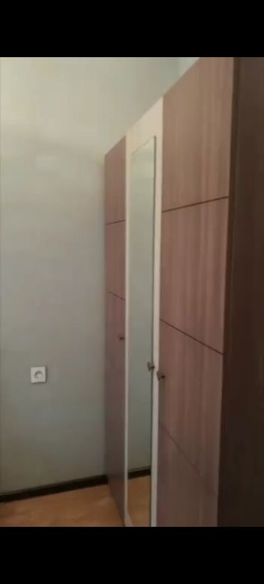 Uzunmüddətli kirayə mənzillər: Gençlik metrosun yaxınlıqı Genclik Mollun yaxınlıqı(3-4. deyqa — 9