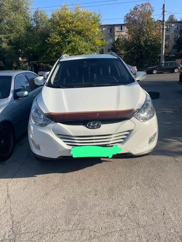 полик на авто: Hyundai Tucson: 2011 г., 2 л, Автомат, Бензин, Кроссовер