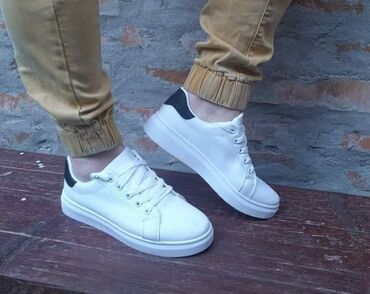 Women's Sneakers and athletic shoes: 41 — 19