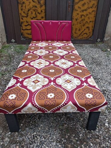 Çarpayılar: Təzə çarpayılar. 1 nəfərlik çarpayılar 60 manat.2 nəfərlik taxt 110 — 19