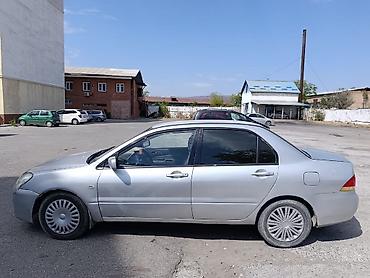 средний двухскат спринтер: Mitsubishi Lancer: 2006 г., Седан — 3