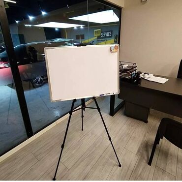 Xəritələr: Lovhe dayaqli marker silgi uzerinde yenidi yaza bilersiz her nov