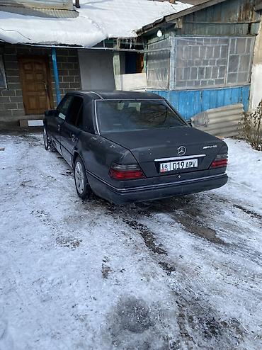 Mercedes-Benz: Mercedes-Benz W123: 1993 г., 2.2 л, Механика, Бензин, Седан — 2