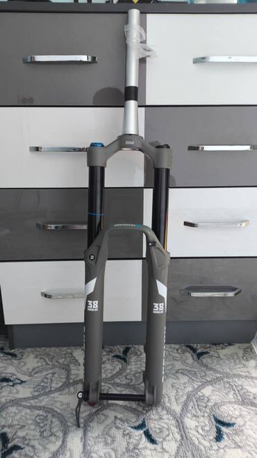 авто пружины: Продаю вилку Suntour Durolux 38 29/180mm, вилка обсолютно новая