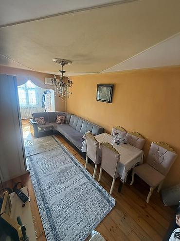 Mənzil kirayələyirəm: Mənzilin təsviri 67000 min SATILIR - Geniş, işıqlı zal: L formalı — 1