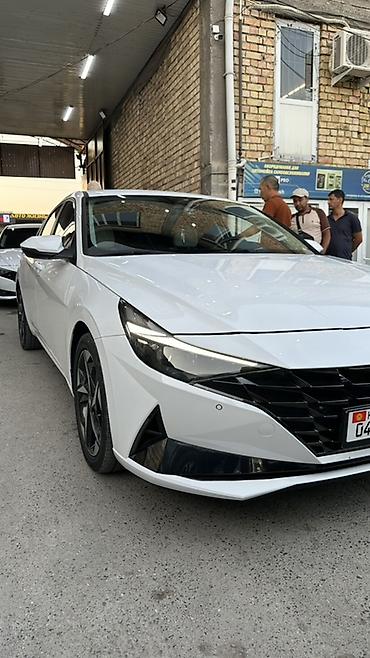 мопед электронный: Hyundai Elantra: 2023 г., Бензин, Седан — 4