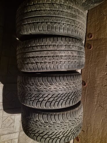 Шины: Шины 265 / 35 / R 18, Зима, Б/у, Комплект, Легковые, Корея, Kumho