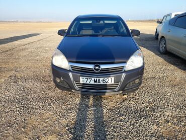 Opel: Opel Astra: 1.3 l | 2009 il 22300 km Hetçbek