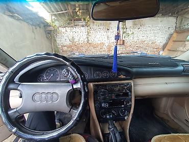 Audi 100: 1992 г., 2.3 л, Механика, Бензин, Седан