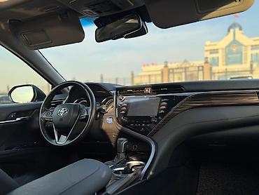 Toyota: Toyota Camry: 2018 г., 2.5 л, Вариатор, Гибрид, Седан — 7