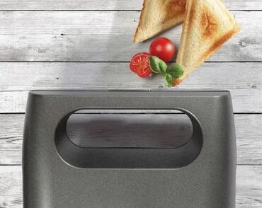 Ostali kuhinjski aparati: Tehnički detalji Opšte Vrsta aparata: Mini gril Materijal ploča — 4