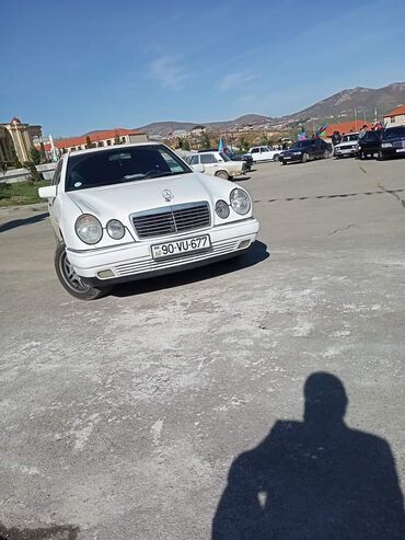 крышка задняя fly в Азербайджан | FLY: Mercedes-Benz 240 2.4 л. 1998 | 288000 км