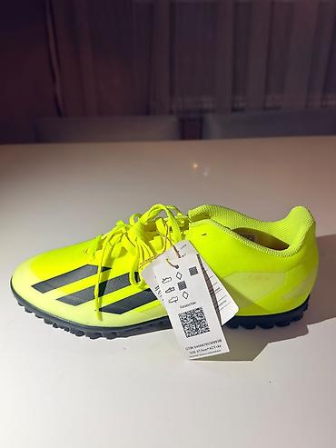 butslar 42: Adidas X Crazyfast Club TF futbol butsası - Model: X Crazyfast Club TF — 4