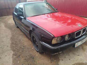 2107 авто: BMW 525: 1991 г., 2.5 л, Механика, Бензин, Седан