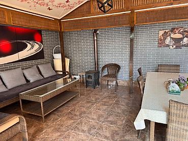 Продажа коттеджей и домов: 📍 Первомайский район Жибек -Жолу/Молодая гвардия 📐 Участок — 5 соток — 8