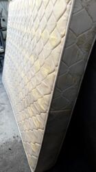 наматрасник бу: Продаю матрас 1.40 на 2 м В хорошем состоянии Тел