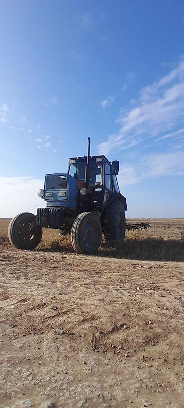 Traktorlar: Kənd təsərrüfatı üçün universal təkərli traktor. - Model tipi — 11