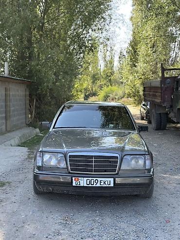 салон мерседес 124: Mercedes-Benz W124: 1992 г., 2.2 л, Механика, Бензин, Седан — 5