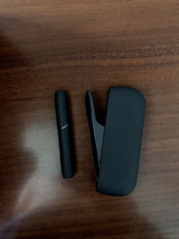 i̇qos: IQOS 3 DUO modeli üçün nəzərdə tutulmuş qara rəngli elektron siqaret