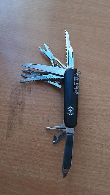 нож перочинный: Мультитул-нож Victorinox складной (тип швейцарского ножа) с набором — 4