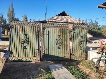 железные вароты: Распашные ворота Стальные