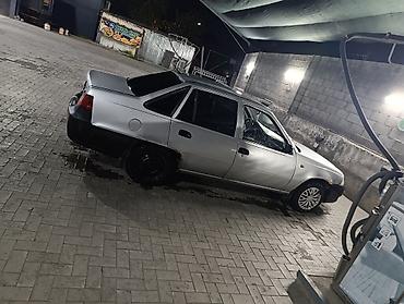 mini kuper: Продается легковой автомобиль седан/лифтбек серебристого цвета — 4