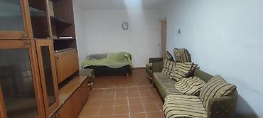 2 комнаты, 44 м², 6 мкр 104 серия, 3 этаж, Требуется ремонт