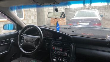 продаю термо будка: Audi S4: 1993 г., 2.6 л, Механика, Бензин, Универсал