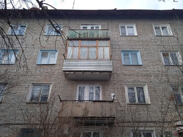 покупаем старую мебель рядом джал бишкек: 2 комнаты, 44 м², 104 серия, 3 этаж, Старый ремонт