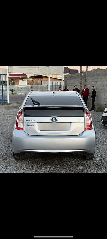 Toyota: Toyota Prius: 2015 г., 1.8 л, Автомат, Гибрид, Седан at lalafo.kg — 11 Toyota: Toyota Prius: 2015 г., 1.8 л, Автомат, Гибрид, Седан — 11