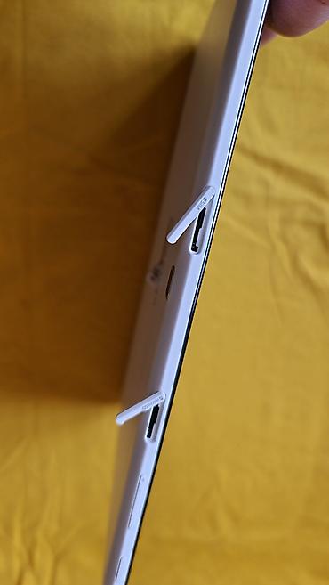 Samsung: Samsung Galaxy Tab 4 – 10.1 inča, belo kućište. - Ekran: 10.1" TFT — 7