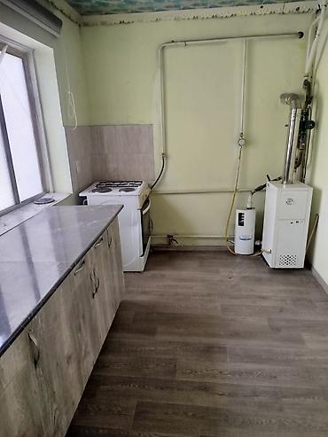 Продажа коттеджей и домов: 6 комнат и более, 180 м², 5 соток, Бишкек, Ак-Орго ж/м Собственник — 23