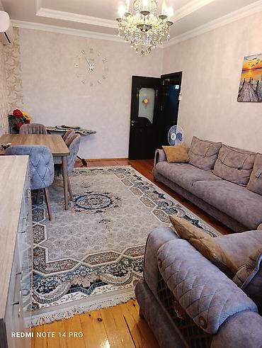 Həyət evləri və villaların satışı: Salam. Ev 120 m², 4 otaqdan ibarətdir. Zabrat 1 də 307 nömrəli — 11