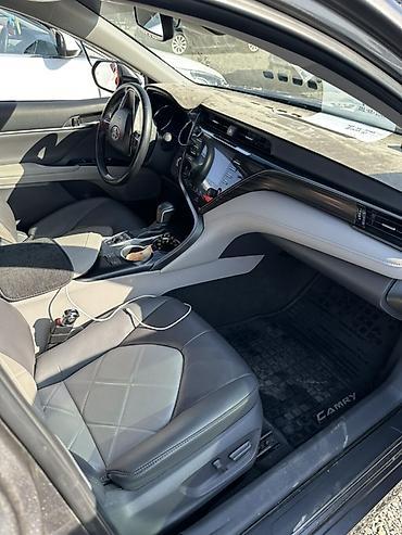 Продажа авто: Toyota Camry: 2019 г., 2.5 л, Автомат, Бензин, Седан — 6