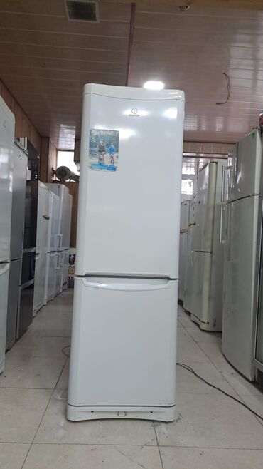 Техника для приготовления еды: 2 двери Indesit Холодильник Продажа, цвет - Белый