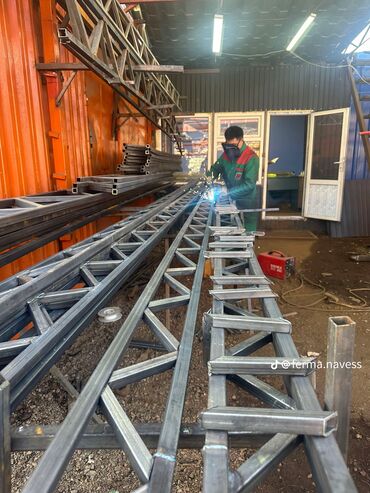 Продаю гараж: 12 м², Металлический | Подвал, погреб — 4