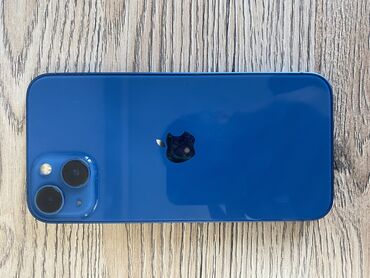 Apple iPhone: IPhone 13, Б/у, 128 ГБ, Blue Titanium, Зарядное устройство, Защитное стекло, Чехол