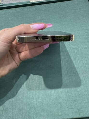 Apple iPhone: IPhone 13 Pro, 128 GB, Qızılı, Face ID — 9