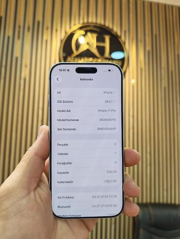 iphone 11 elde: IPhone 17 Pro, 256 GB, White Titanium, Sənədlərlə, Face ID, Zəmanət — 2