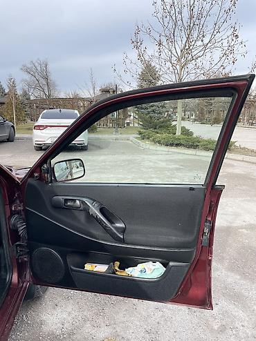 Volkswagen: Volkswagen Passat: 1994 г., 1.6 л, Механика, Бензин, Универсал — 16