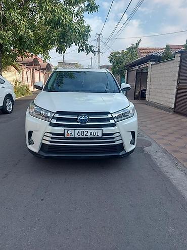 hongqi ehs9: Toyota Highlander: 2016 г., 3.5 л, Вариатор, Гибрид, Кроссовер — 1