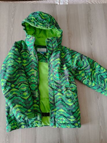 Верхняя одежда: Яркая детская зимняя куртка Columbia с капюшоном, для детей 8-12 лет — 3