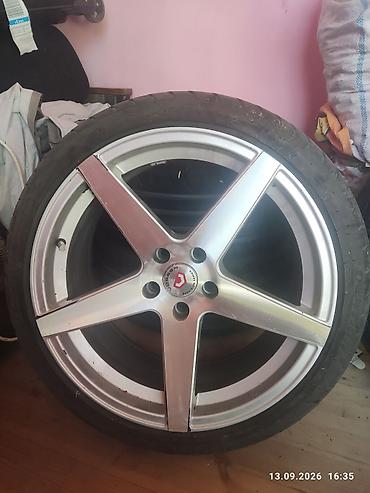 запчасти opel vectra b: Vossen disctəkər Kruz üçün gözəl seçimdir.Normal vəziyyətdədir.Şinin — 2